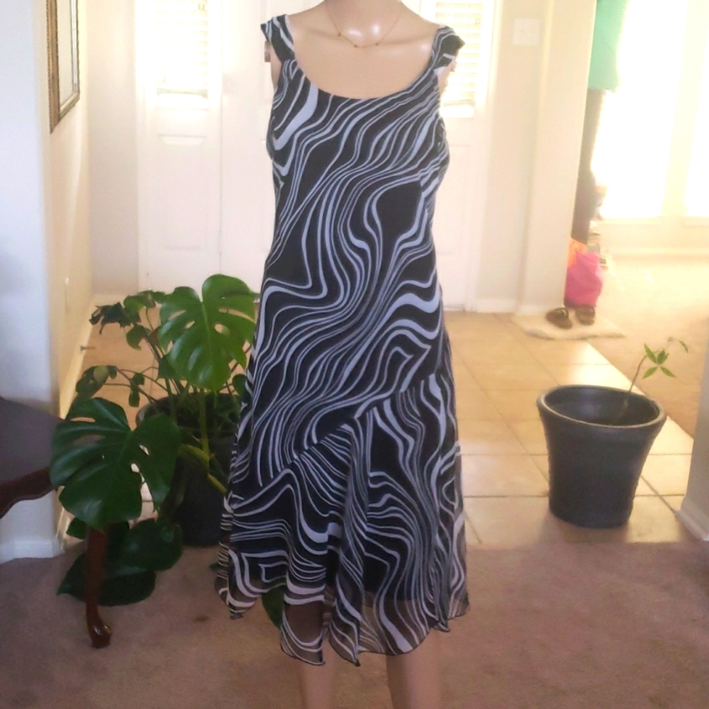 Sangria 10 drop waist assemetrical ruffle hem zebra swirl chiffon overlay